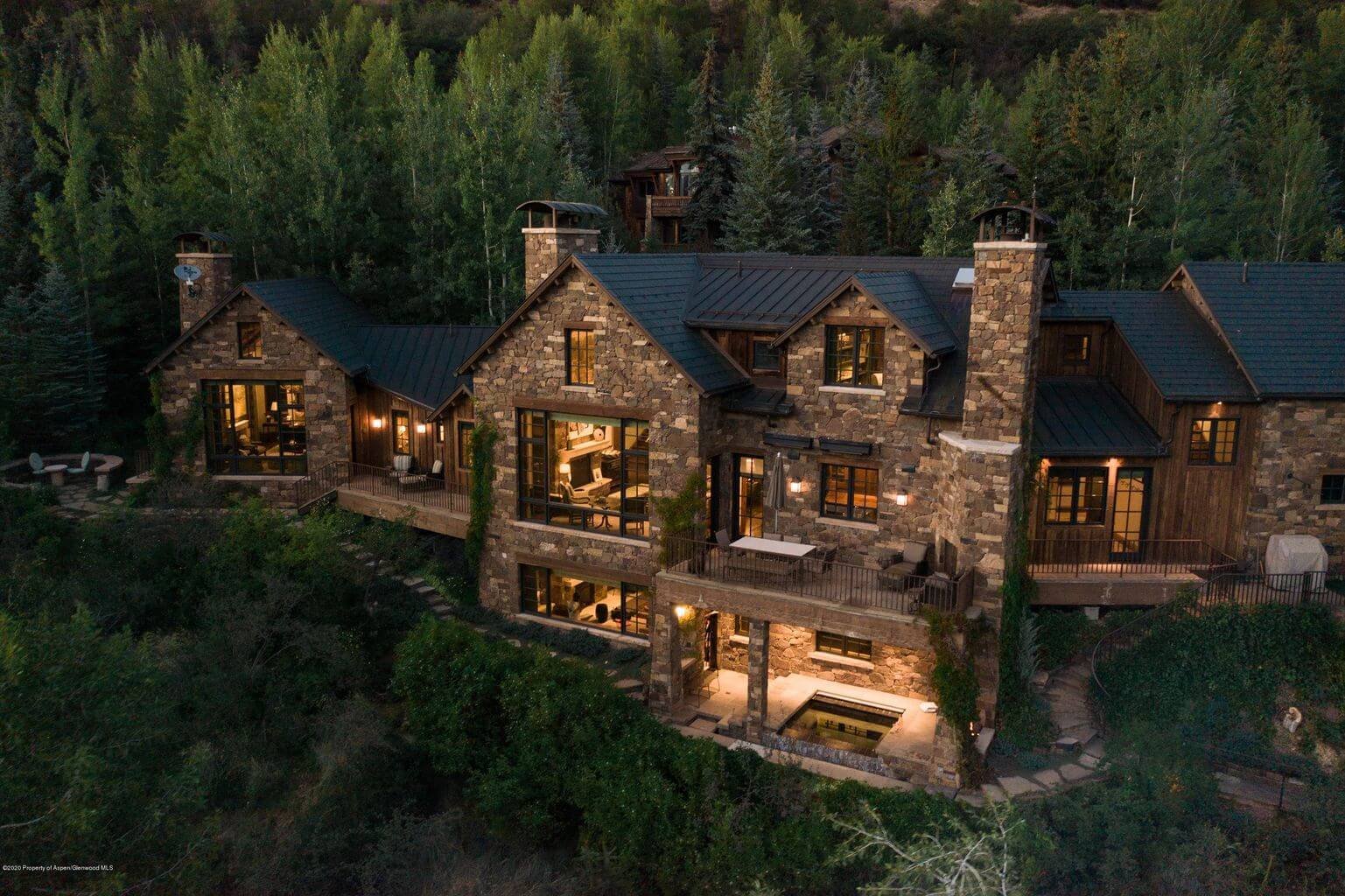 288 Willoughby Way with Aspen Mtn and River Views Closes at $29.7M/$2,790 SF Part.Furn. Image