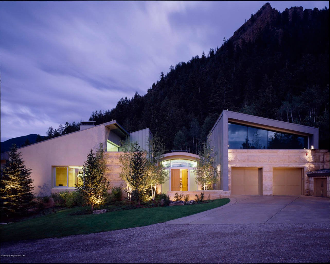 5 Toby Ln Home at Base of Shadow Mtn Sells at $21.4M/$2,082 SF Image